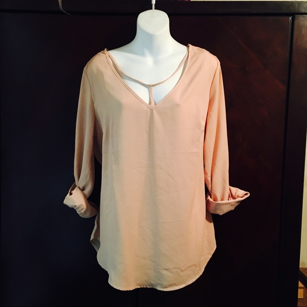NWT Chiffon apricot long sleeve cut out blouse
